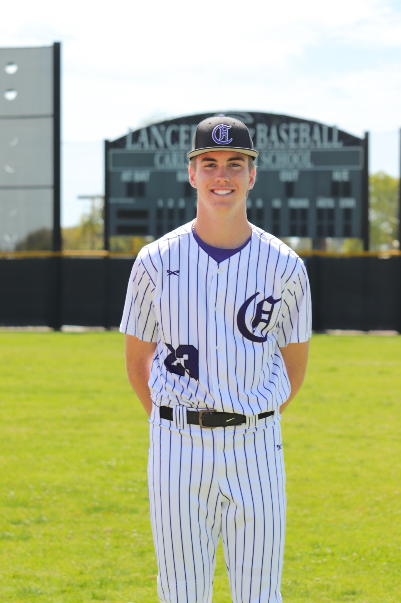 Robert Bering with teammates